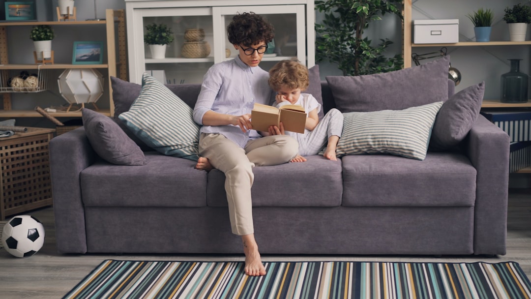 découvrez notre sélection de canapés convertibles alliant confort et design, parfaits pour optimiser votre espace et accueillir vos invités avec style.