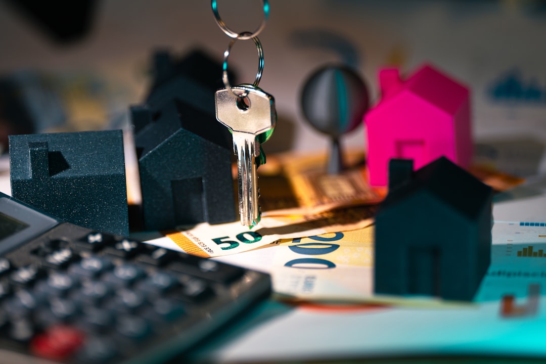assurance loyers impayés : protégez vos revenus locatifs contre les retards ou défauts de paiement de vos locataires.