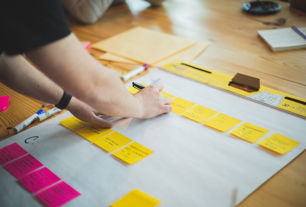 découvrez les meilleures pratiques et outils de gestion de projet pour planifier, organiser et mener vos projets à succès efficacement.
