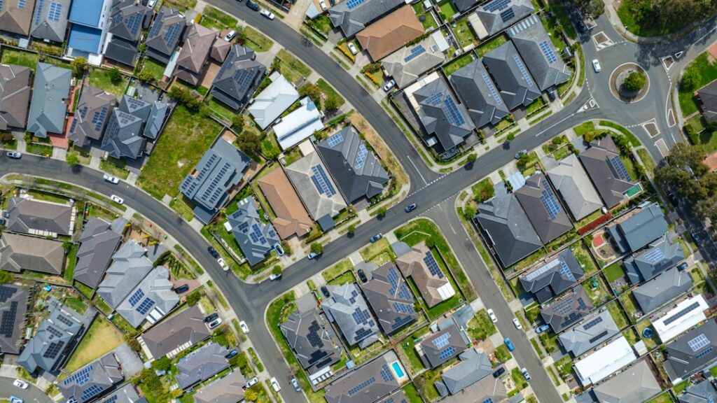 découvrez les quartiers de reims à éviter pour un séjour ou un déménagement en toute sécurité. conseils et informations pour bien choisir votre emplacement.